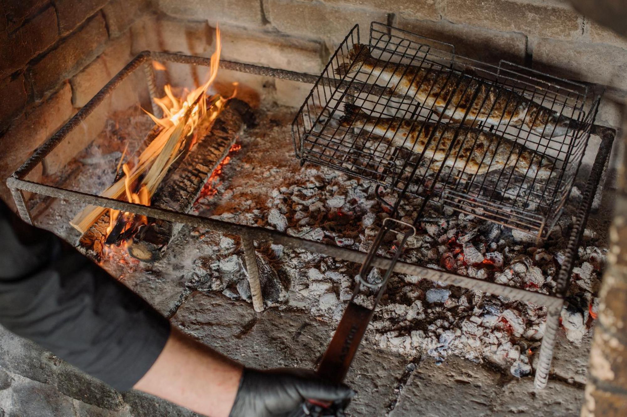 ホテル Рибничанка Skhidnytsia エクステリア 写真