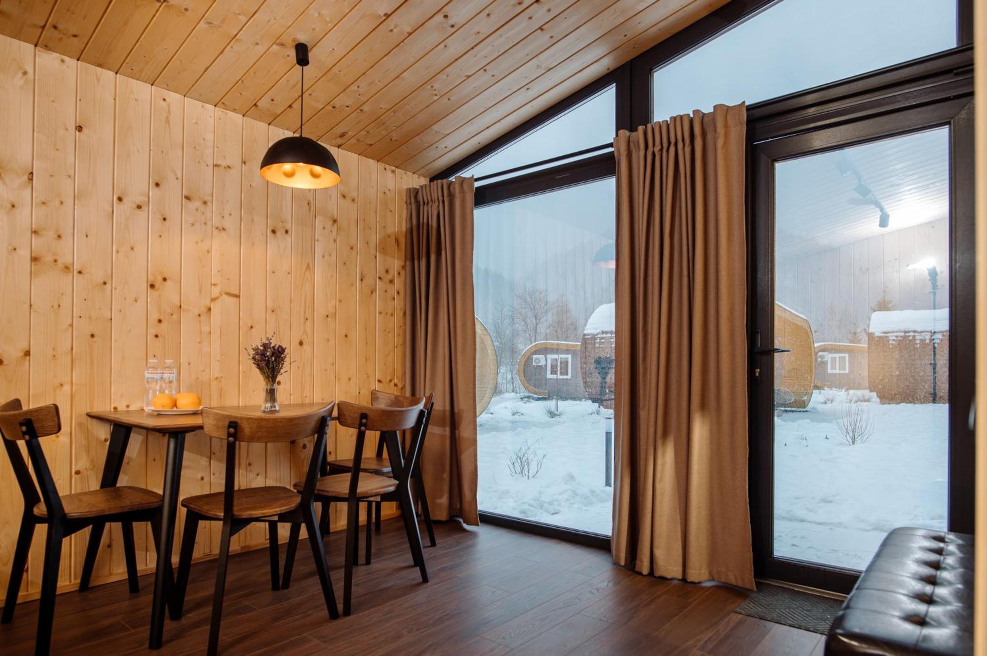 ホテル Рибничанка Skhidnytsia 部屋 写真